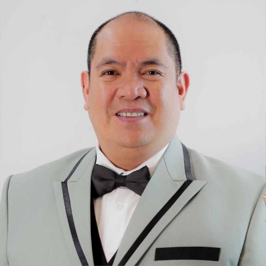 DENNIS DE PAZ